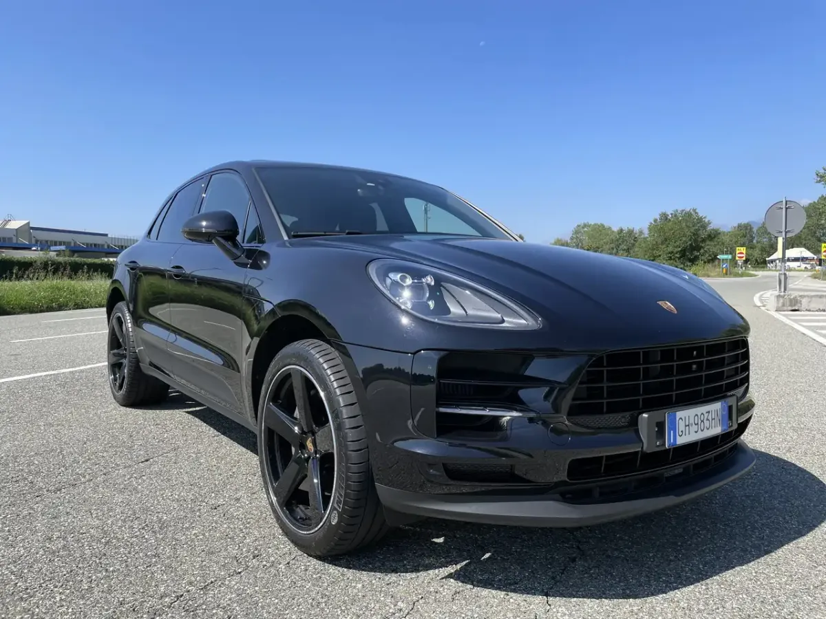 Porsche Macan S