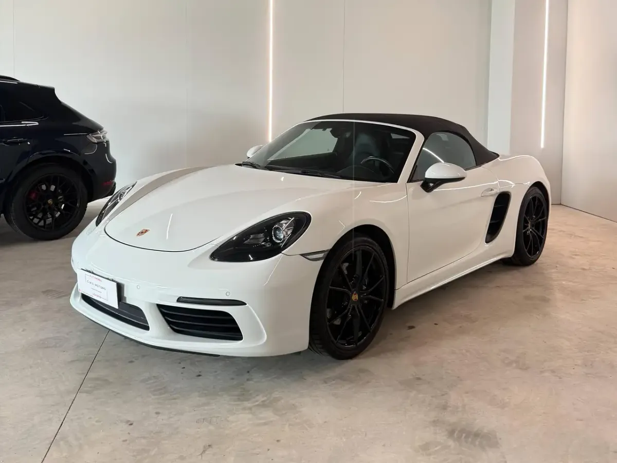 Porsche 718