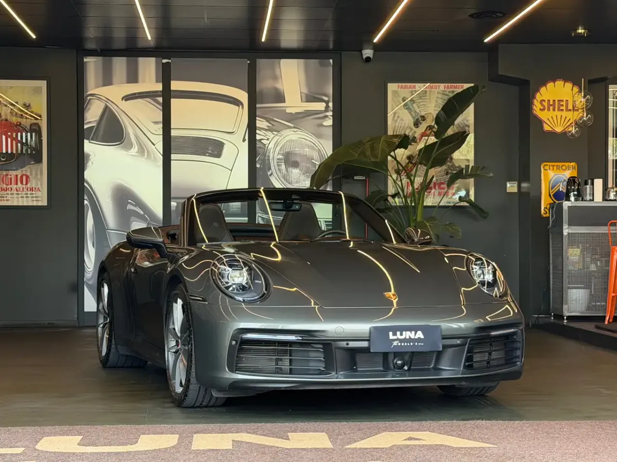 Porsche 992.1 Carrera 4S Cabrio