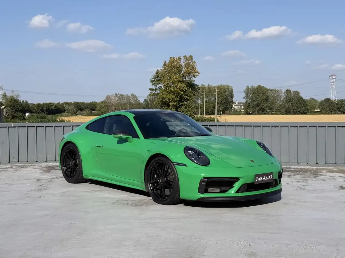 Porsche 992.1 Carrera 4 GTS