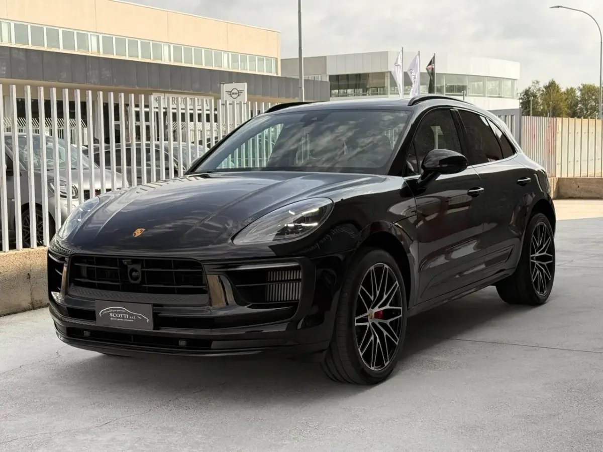 Porsche Macan S