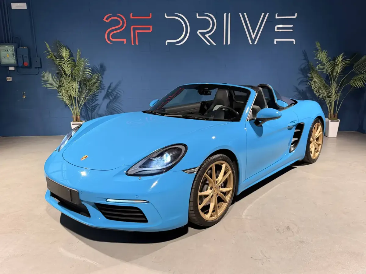 Porsche 718