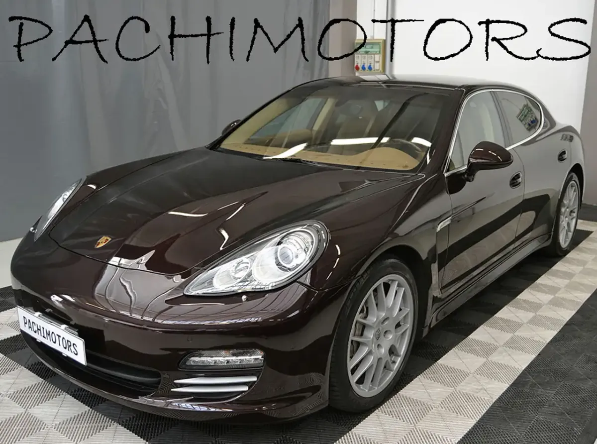 Porsche Panamera 4S