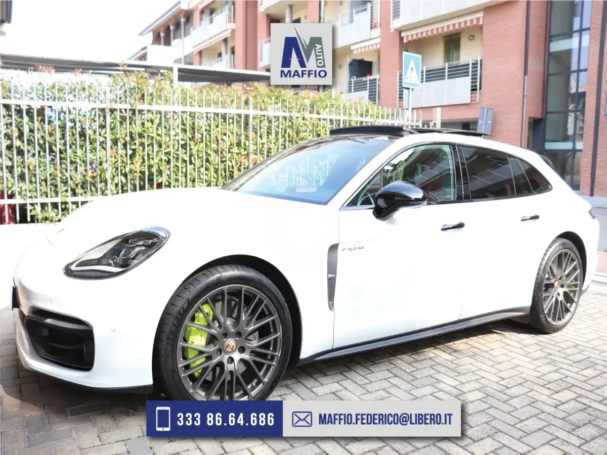 Porsche Panamera 4 E-Hybrid