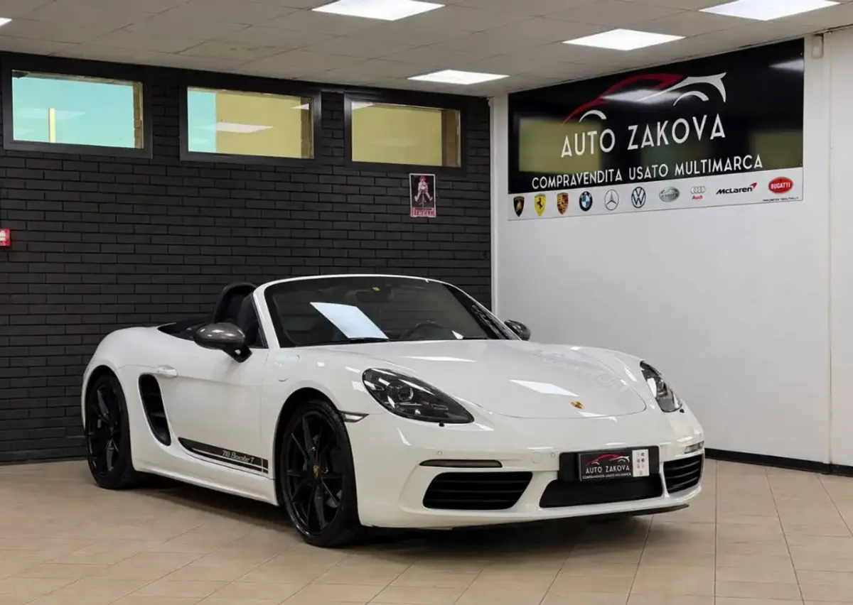 Porsche 718 Boxster T